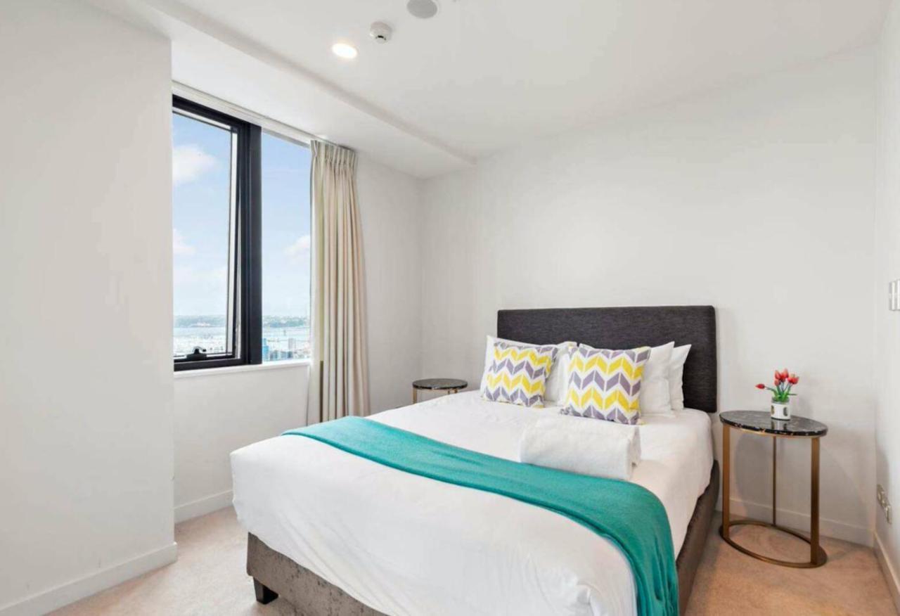 Skytower View And Seaview 2 Bedroom Apartment Auckland Bagian luar foto